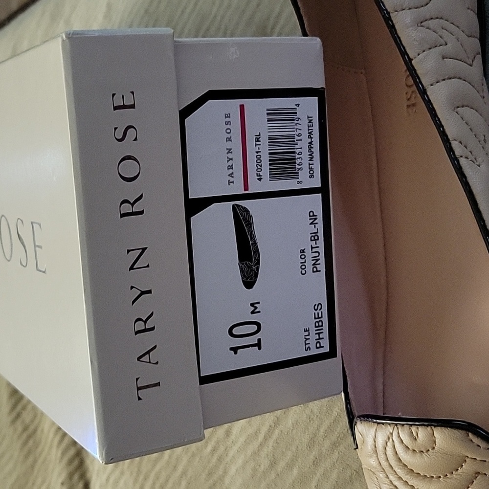 Shose - Picture 2 of 2